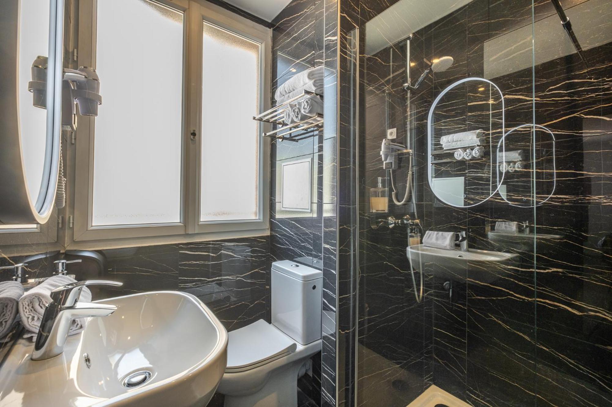 The Originals Boutique, Hotel Le Marignan,Le Havre Centre Gare Екстериор снимка